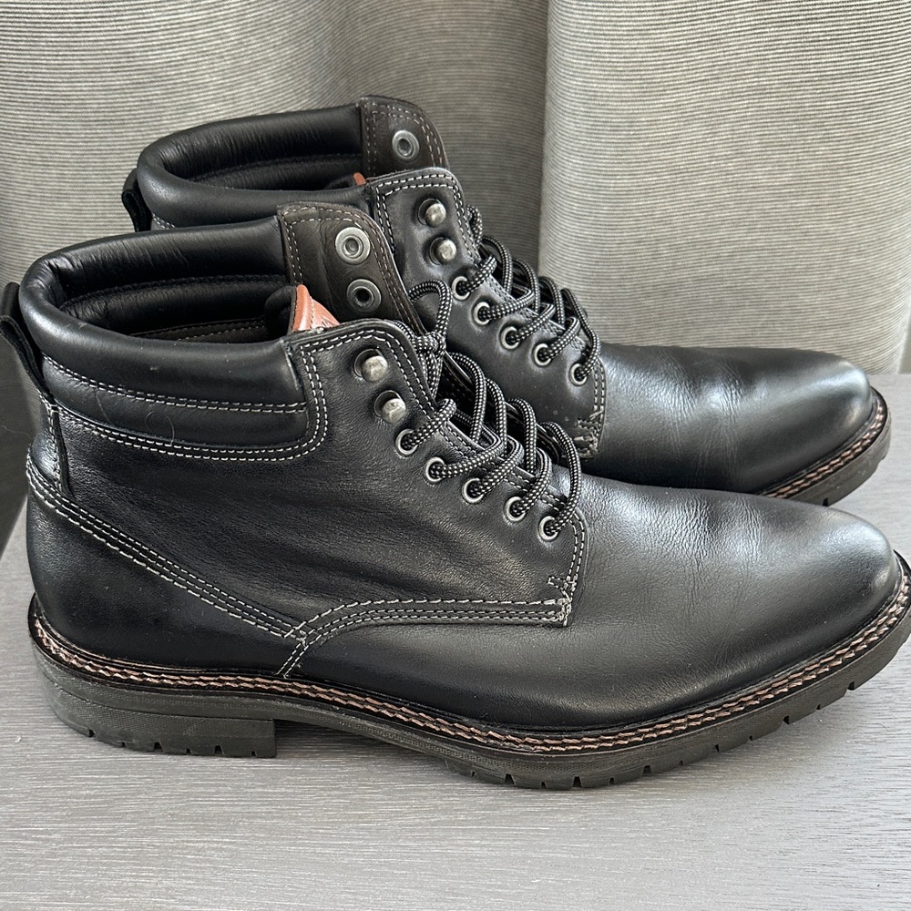Men's Black Leather Johnson & Murphy Stratford Cap Toe Boots